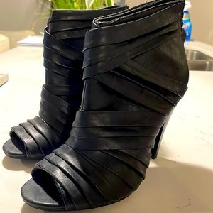 Apt 9, Black open toe heels, size 9, never worn